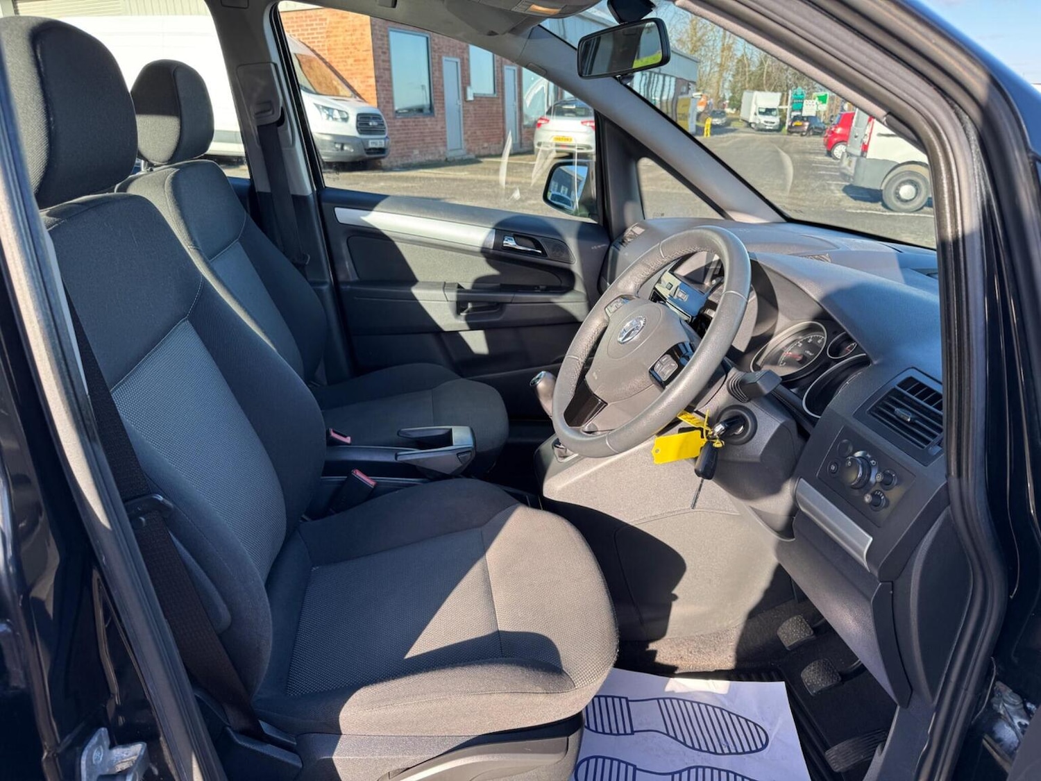 Used Vauxhall Zafira 2014 for sale - 76699353: Photo 28