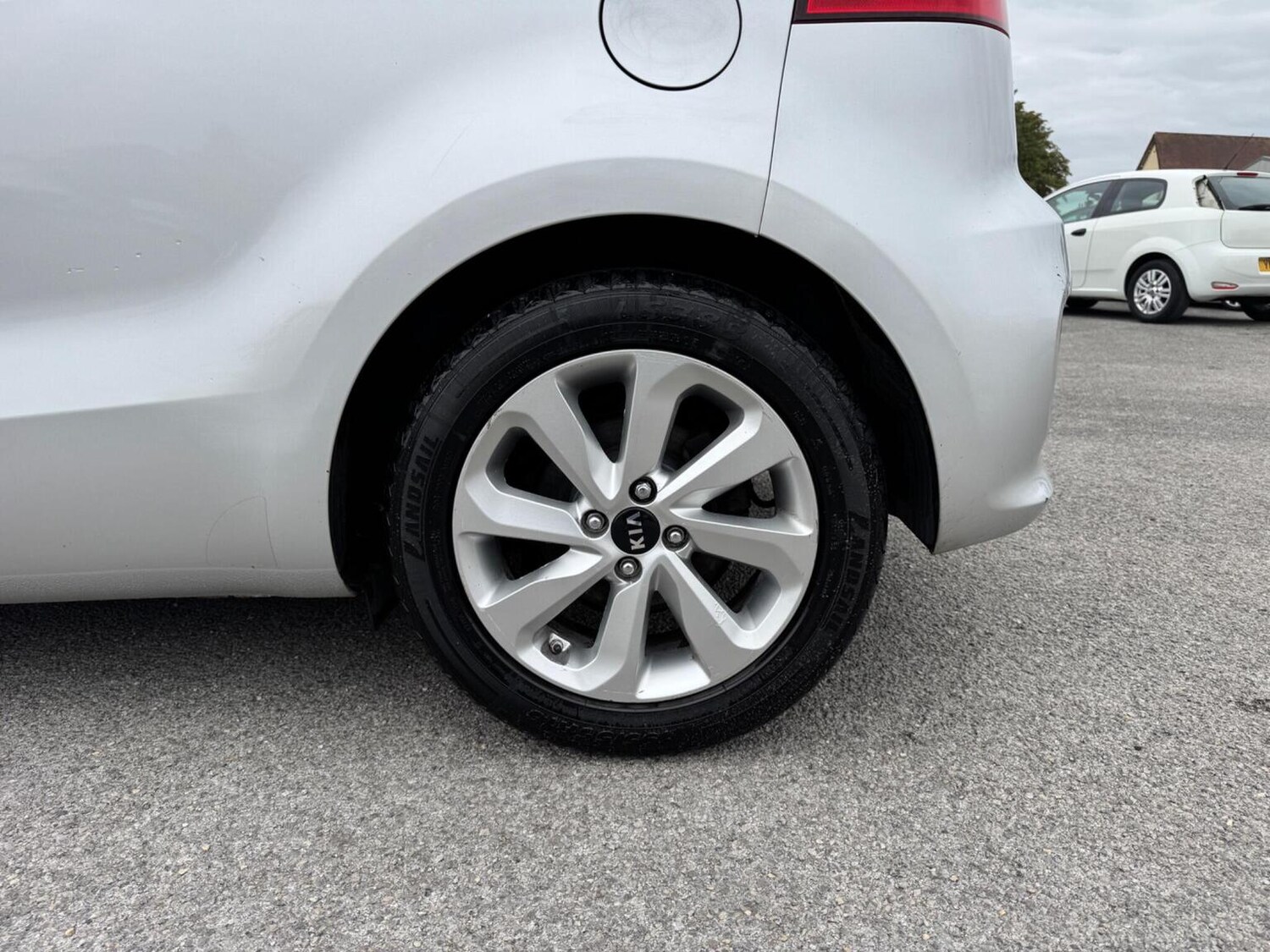 Used Kia Rio 2015 for sale - 76576860: Photo 20