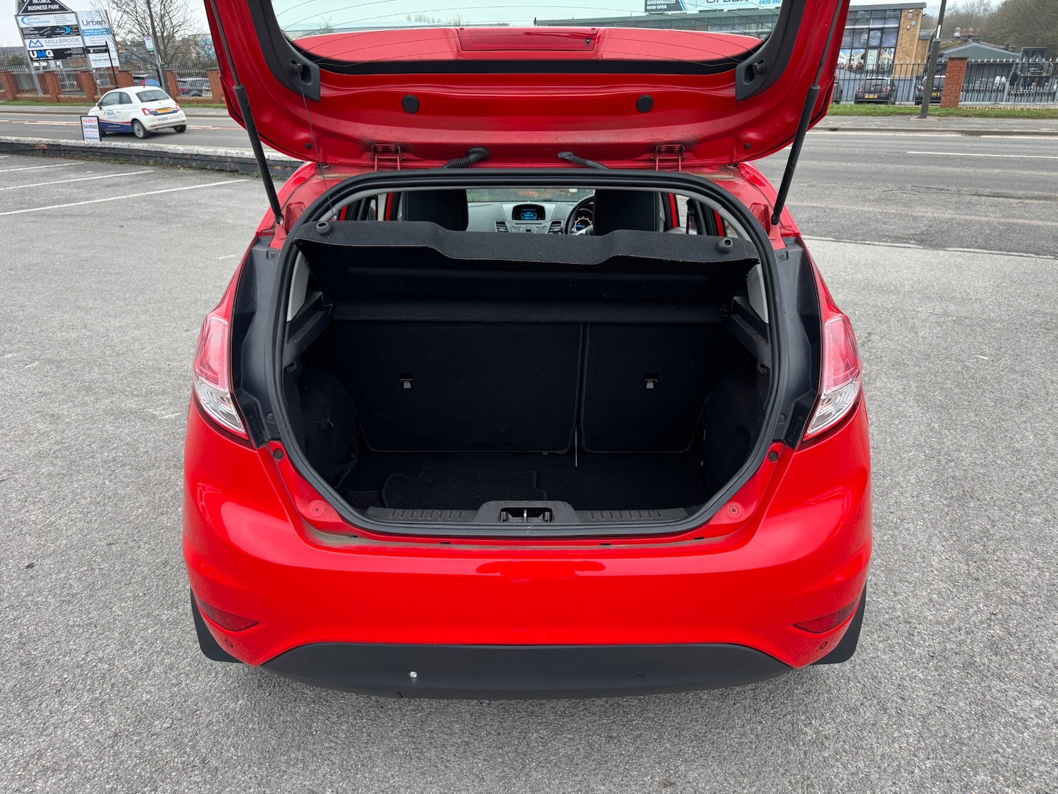 Used Ford Fiesta 2013 for sale - 77804381: Photo 5