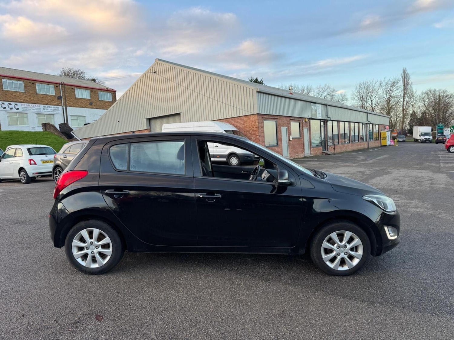 Used Hyundai i20 2012 for sale - 76785122: Photo 7