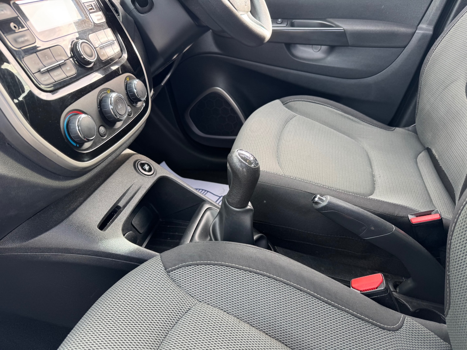 Used Renault Captur 2017 for sale - 77653416: Photo 22