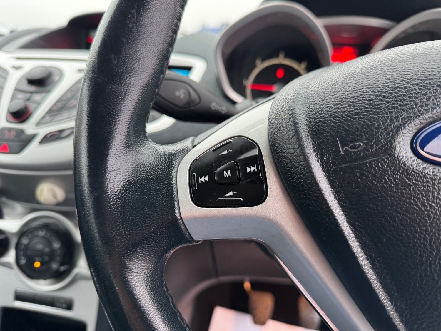 Used Ford Fiesta 2012 for sale - 77421180: Photo 14