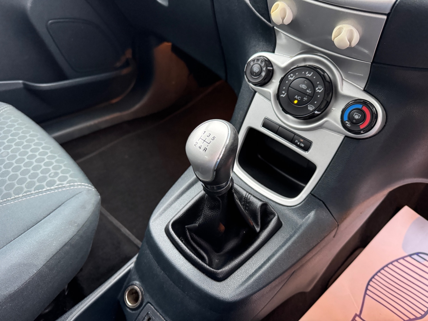 Used Ford Fiesta 2012 for sale - 77421180: Photo 17