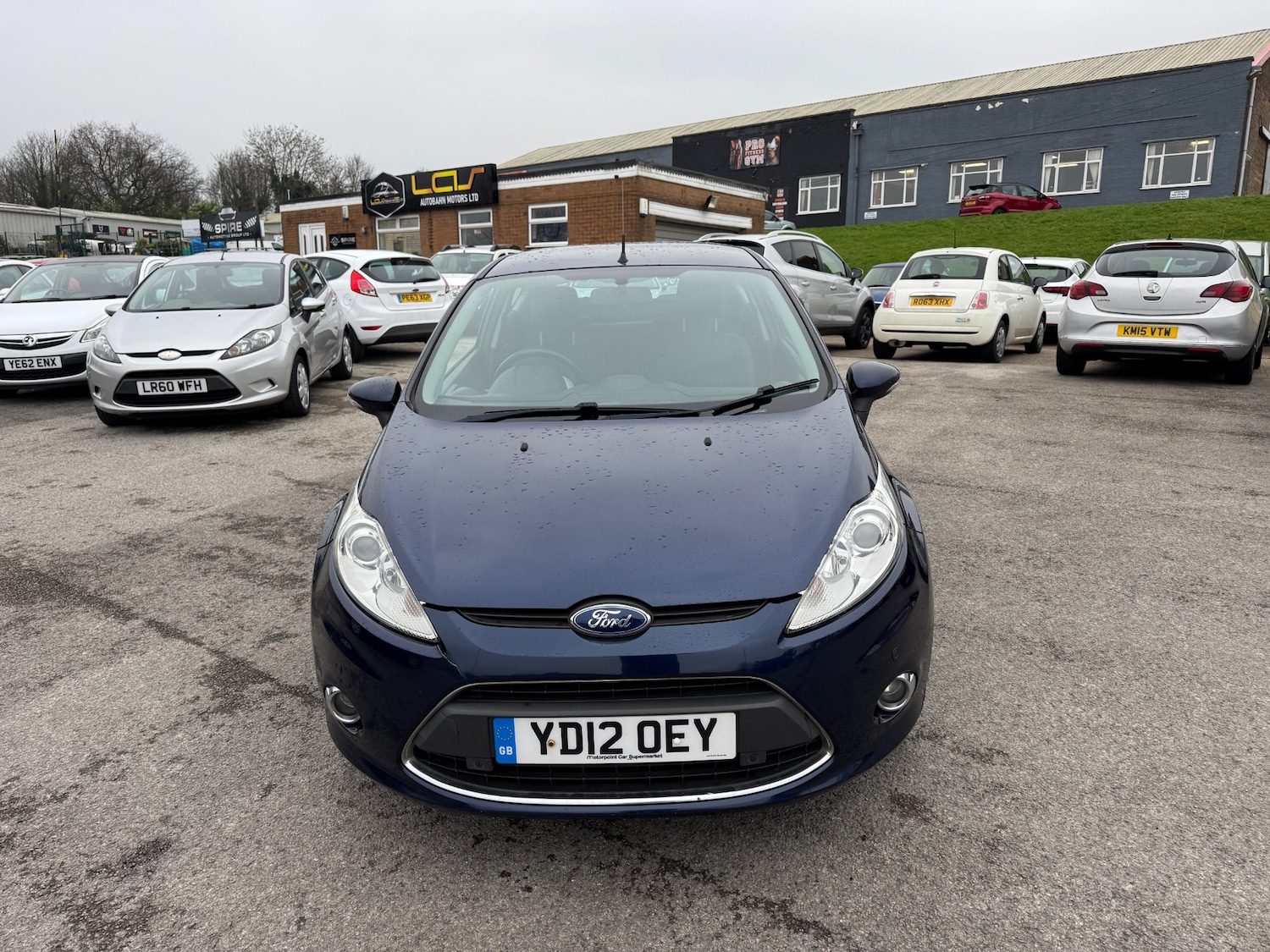 Used Ford Fiesta 2012 for sale - 77421180: Photo 2