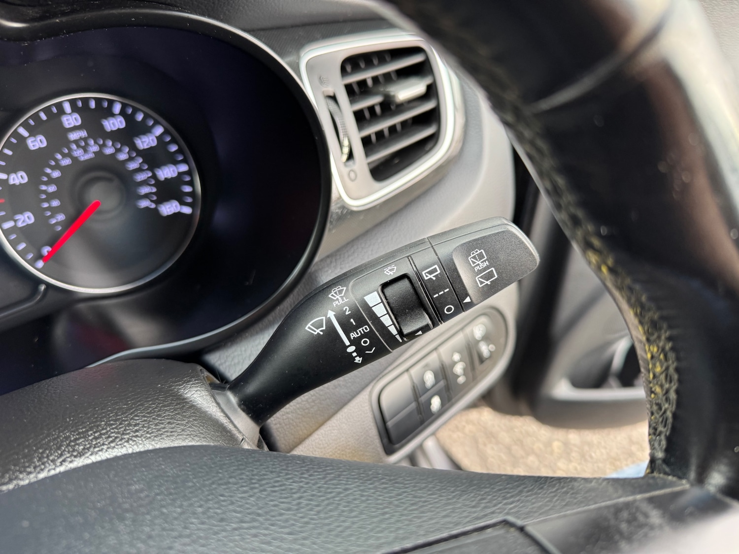 Used Kia Carens 2015 for sale - 77701227: Photo 14