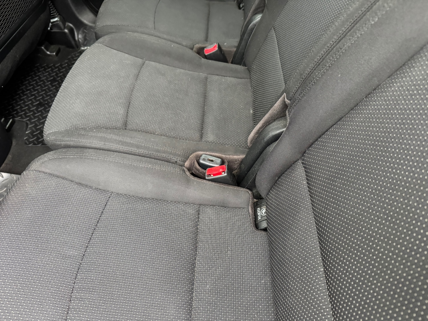 Used Kia Carens 2015 for sale - 77701227: Photo 28