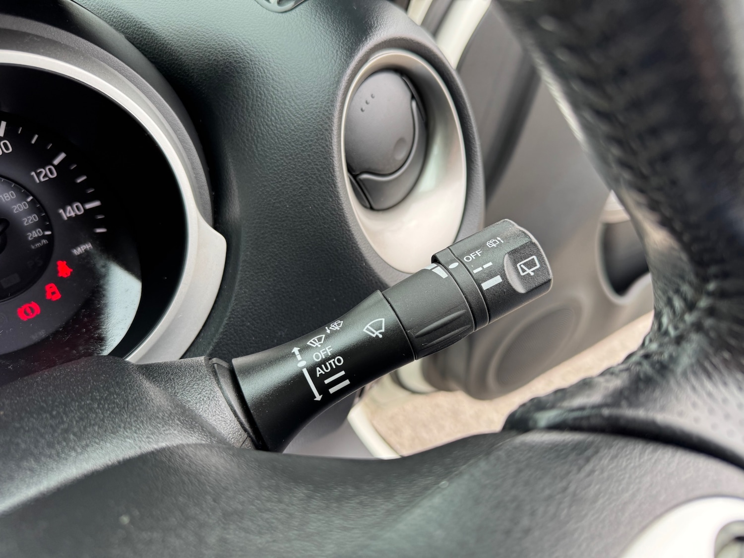 Used Nissan Juke 2011 for sale - 77594897: Photo 17