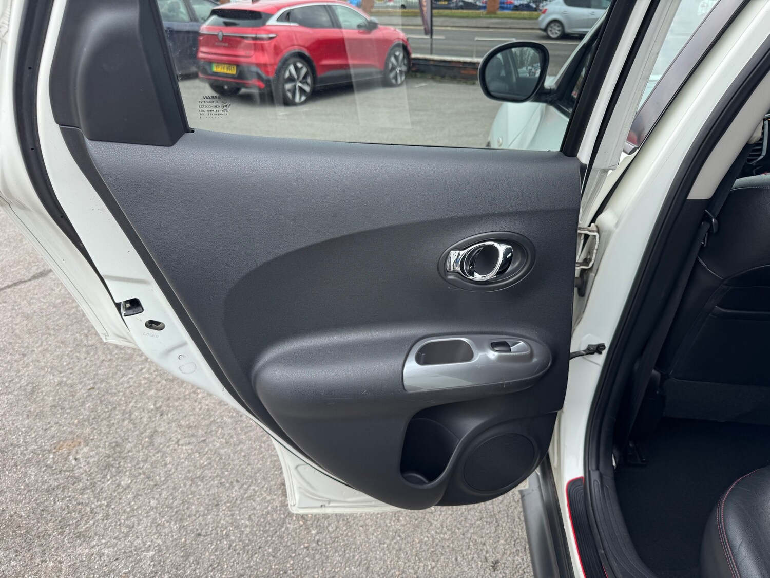 Used Nissan Juke 2011 for sale - 77594897: Photo 30