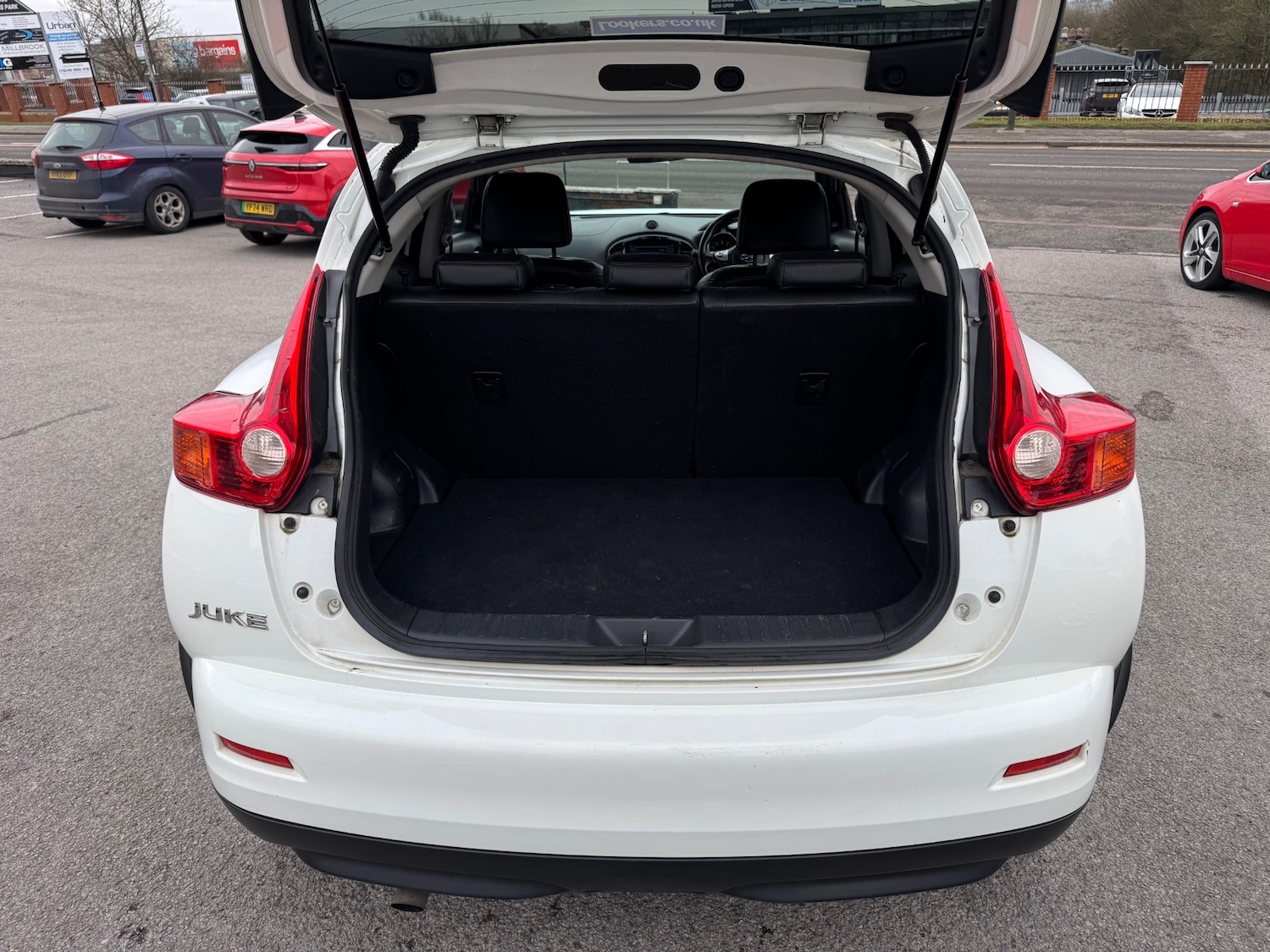 Used Nissan Juke 2011 for sale - 77594897: Photo 5