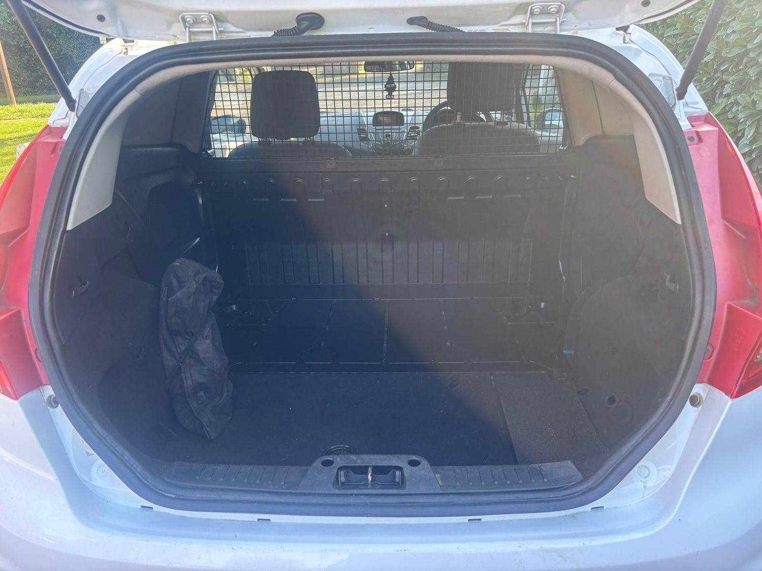 Used Ford Fiesta 2011 for sale - 77719008: Photo 5