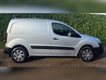 Used Peugeot Partner 2019 for sale - 77718995: Photo