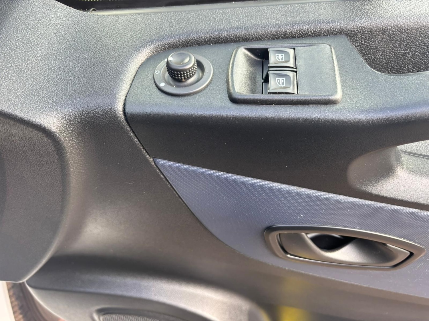 Used Vauxhall Vivaro 2017 for sale - 76711980: Photo 16