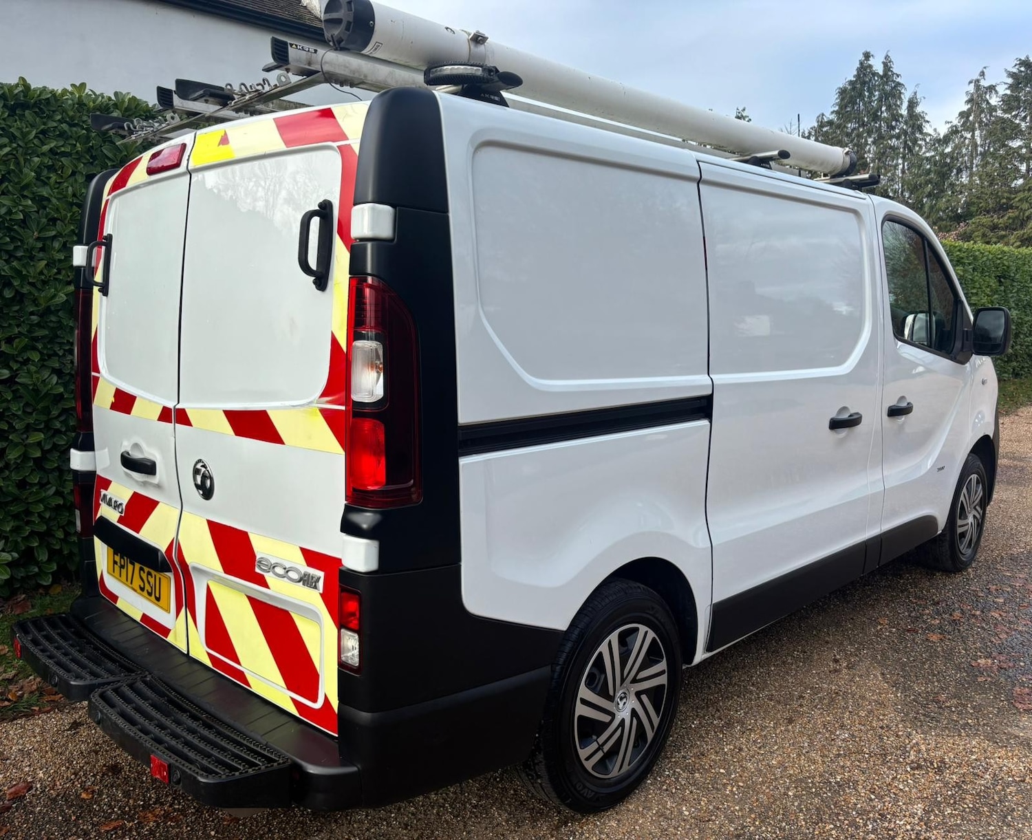Used Vauxhall Vivaro 2017 for sale - 76711980: Photo 6