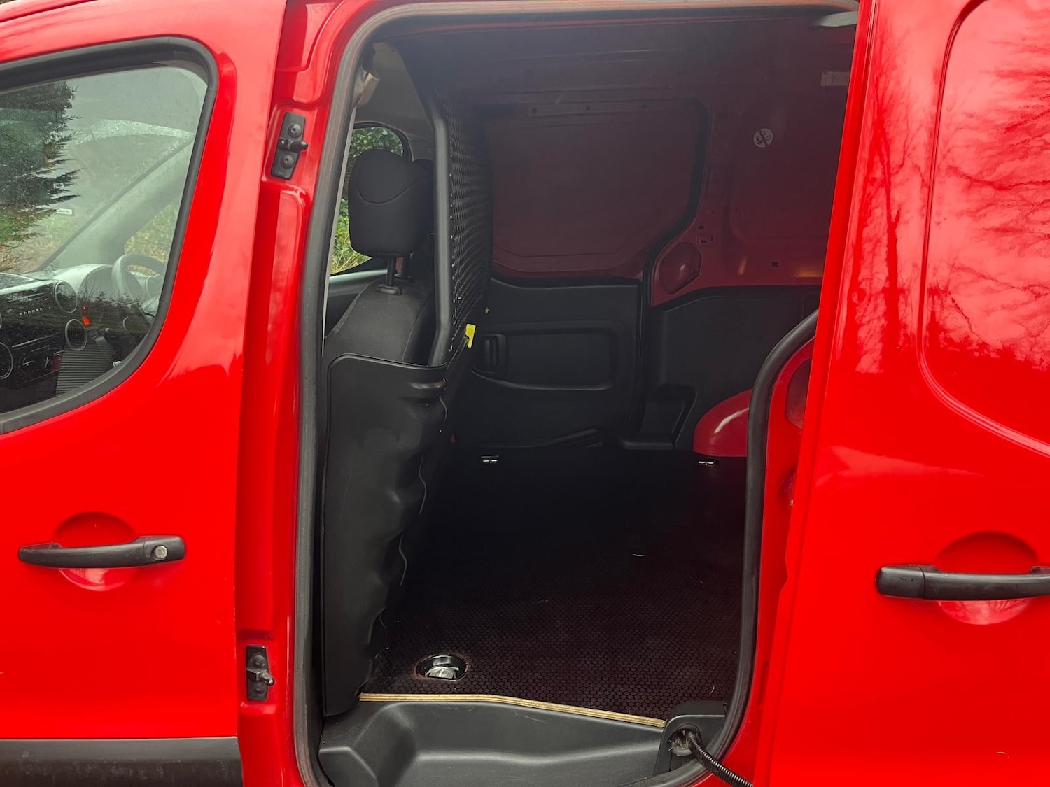 Used Peugeot Partner 2017 for sale - 77148578: Photo 12