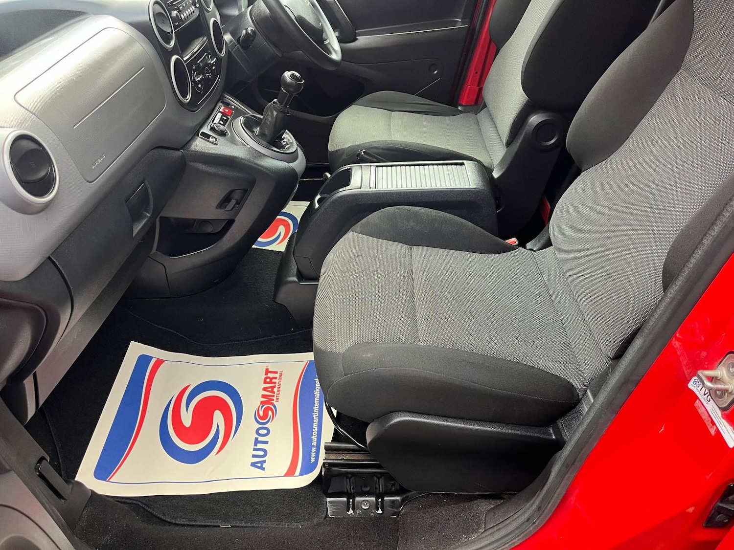 Used Peugeot Partner 2017 for sale - 77148578: Photo 15