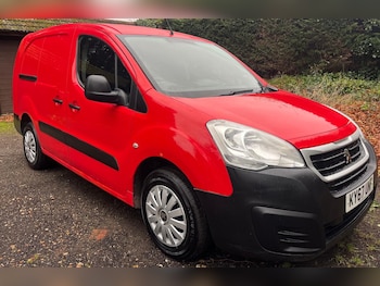 Used Peugeot Partner 2017 for sale - 77148578: Photo