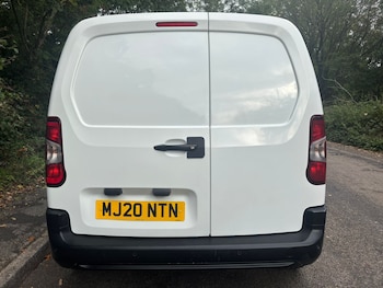 Used Peugeot Partner 2020 for sale - 76187001: Photo
