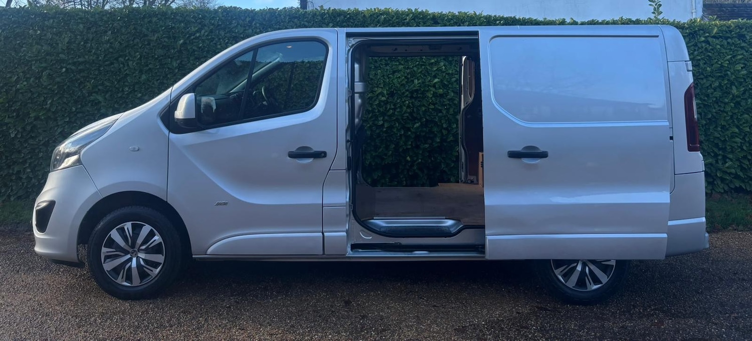 Used Vauxhall Vivaro 2016 for sale - 76922683: Photo 6