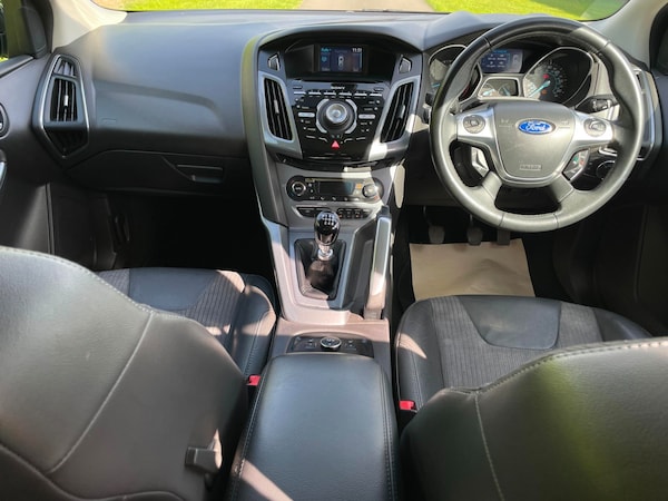 Used Ford Focus 2011 for sale - 68849625: Photo 14