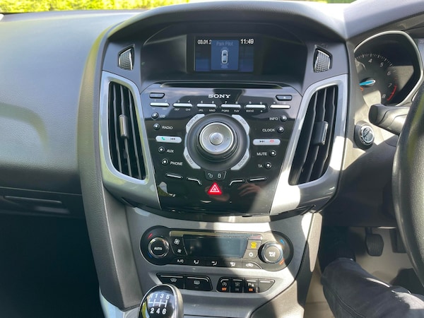 Used Ford Focus 2011 for sale - 68849625: Photo 16