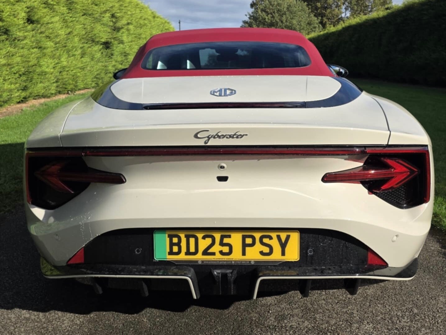 Used MG Cyberster 2025 for sale - 76299516: Photo 12