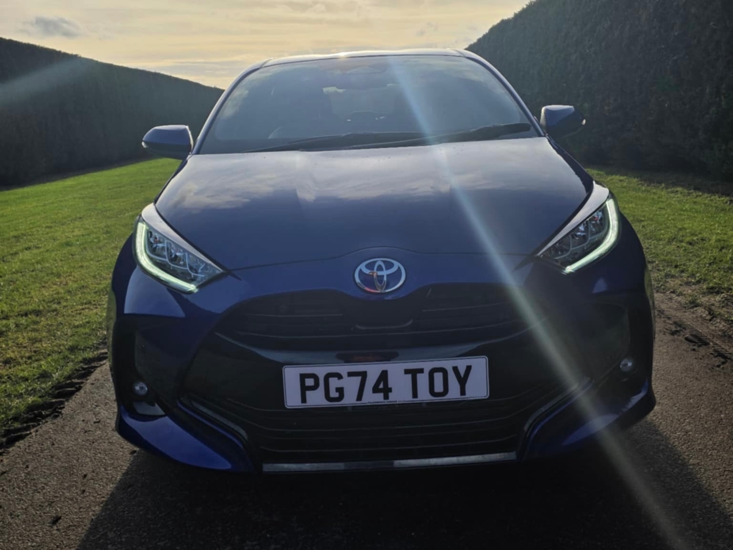 Used Toyota Yaris 2024 for sale - 77261449: Photo 2