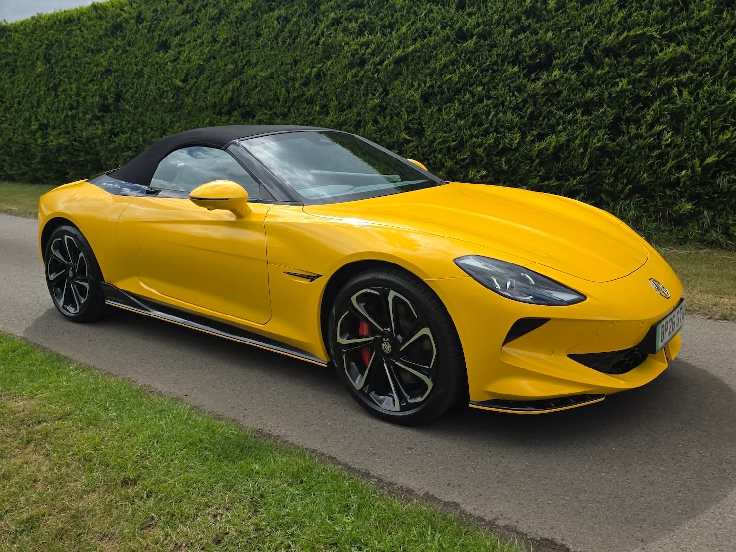 Mg Cyberster 375kW GT Dual Motor 77 kWh 2dr AWD Auto