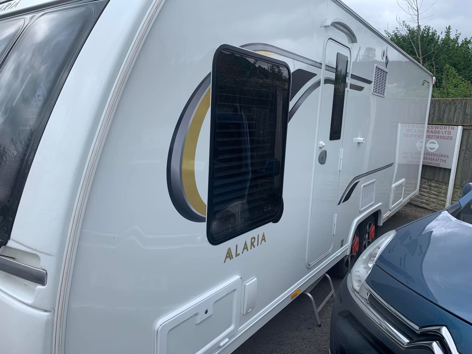 Lunar Alaria ti 4 Berth Twin Axle