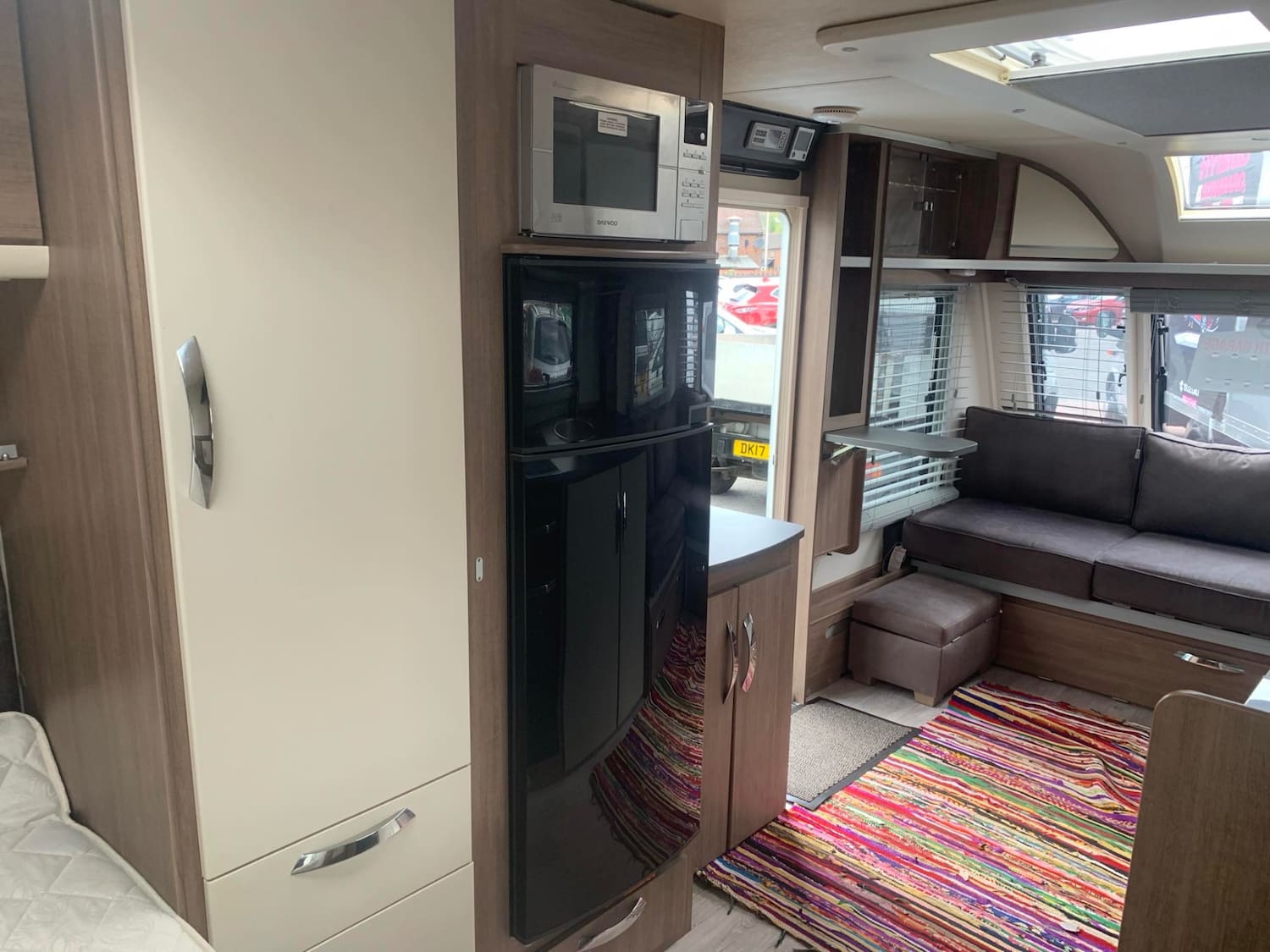 Lunar Alaria ti 4 Berth Twin Axle