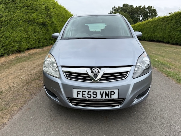 Used Vauxhall Zafira 2009 for sale - 75629473: Photo 2