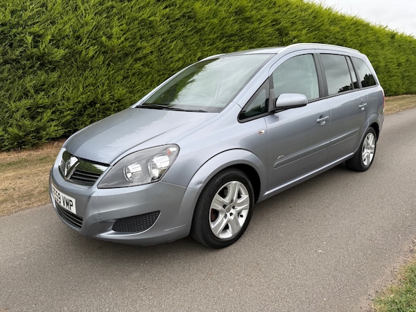 Used Vauxhall Zafira 2009 for sale - 75629473: Photo 4
