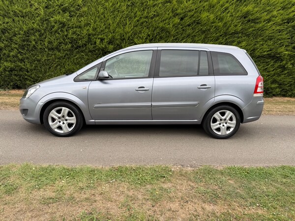 Used Vauxhall Zafira 2009 for sale - 75629473: Photo 5