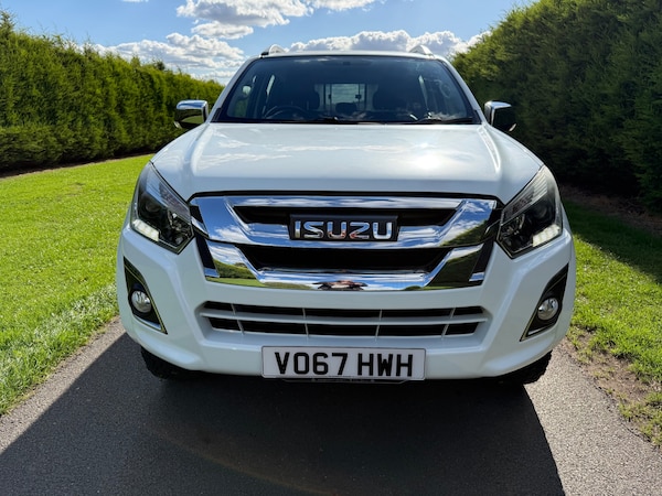 Used Isuzu D-Max 2017 for sale - 76027773: Photo 2