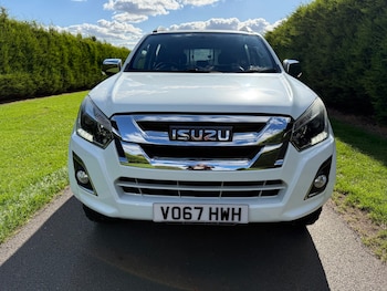 Used Isuzu D-Max 2017 for sale - 76027773: Photo