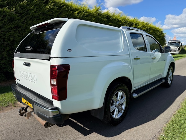 Used Isuzu D-Max 2017 for sale - 76027773: Photo 9