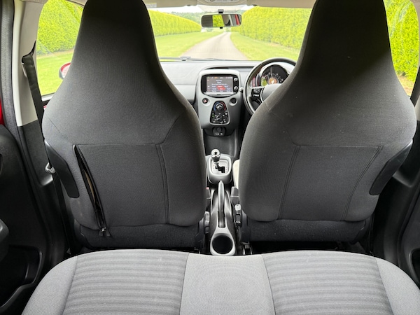 Used Toyota AYGO 2019 for sale - 74803190: Photo 15
