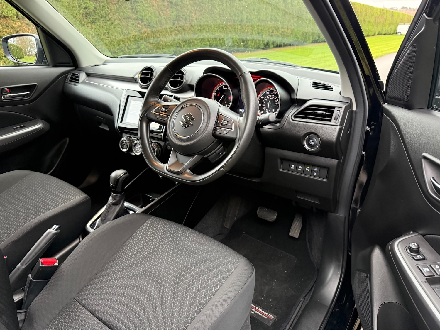 Used Suzuki Swift 2024 for sale - 76763285: Photo 12