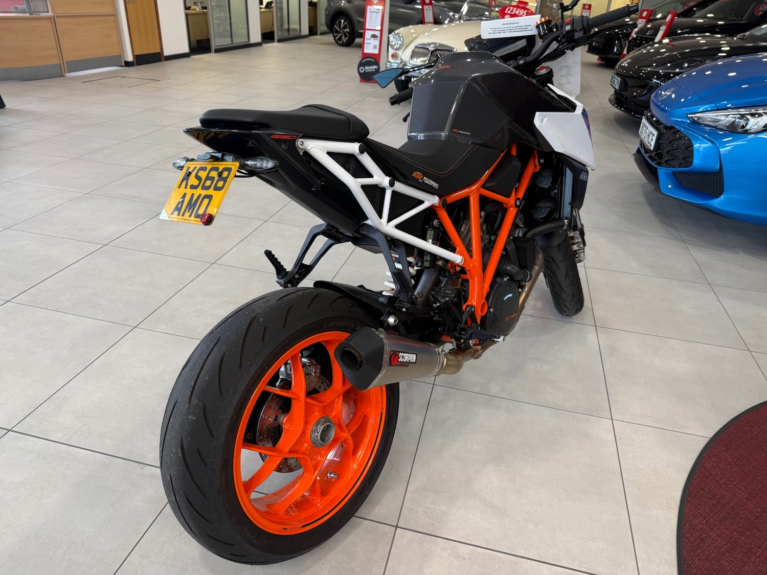 Ktm Superduke 1290 Super Duke R (19MY)