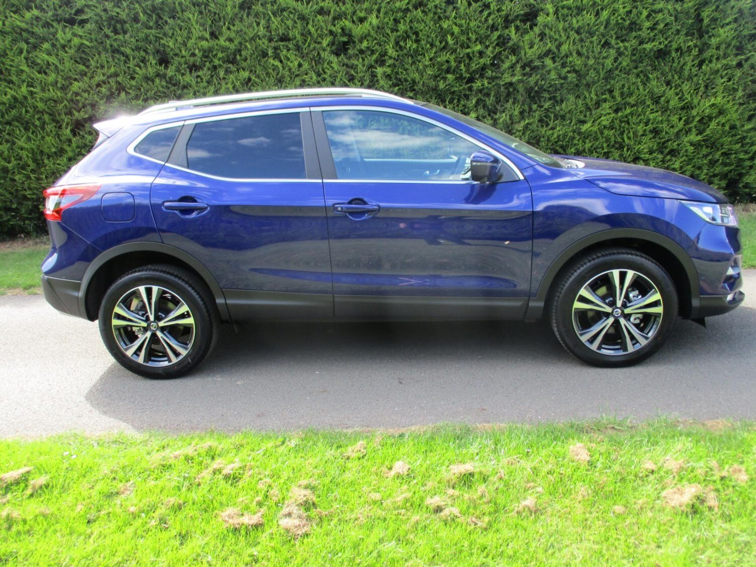 Polesworth Garage | Used Cars | Nissan | Qashqai 1.3 DiG-T N-Connecta 5dr