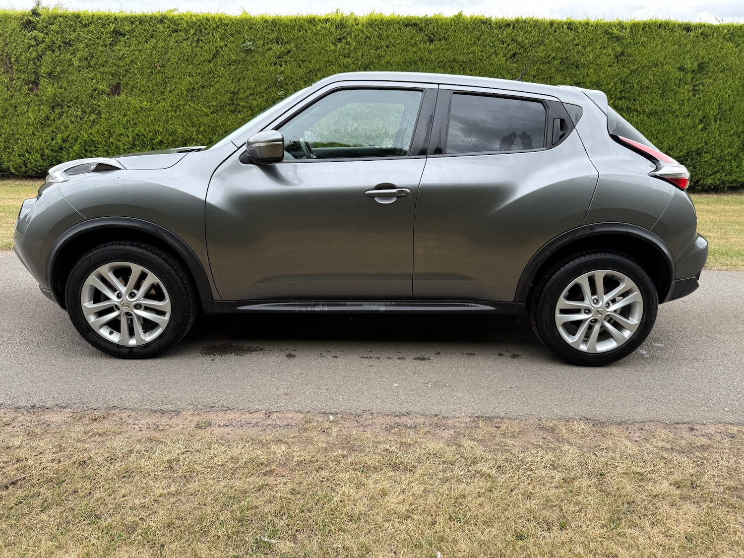 Nissan Juke 1.2 DiG-T N-Connecta 5dr
