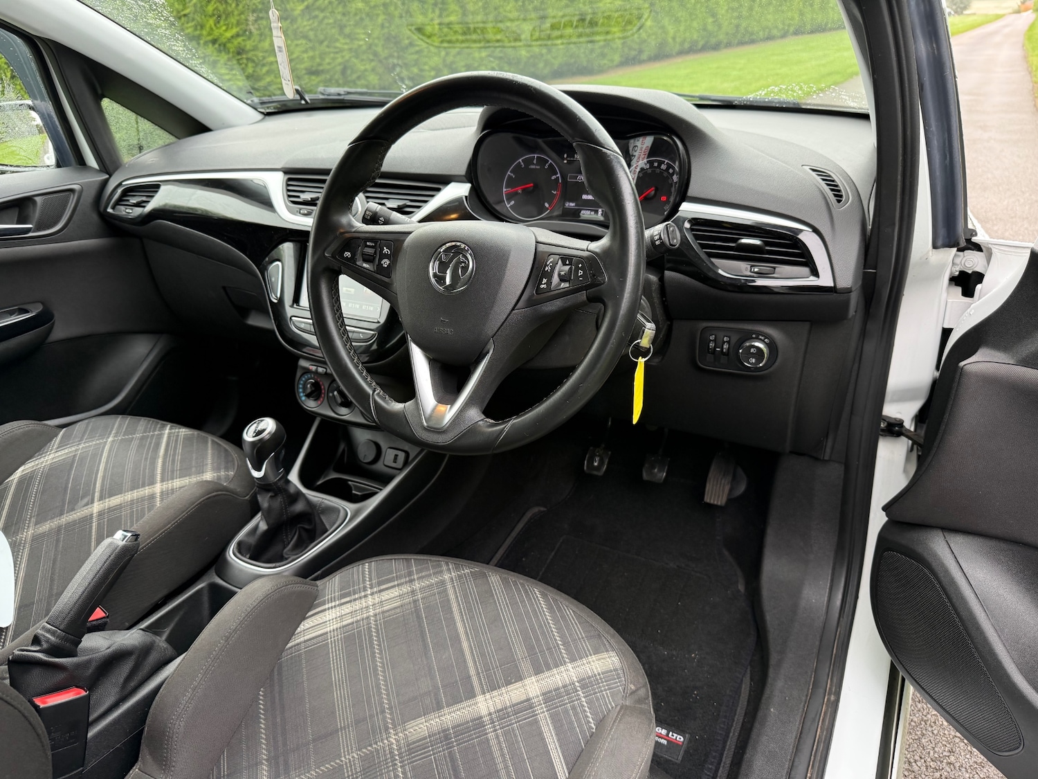 Used Vauxhall Corsa 2016 for sale - 76252415: Photo 13