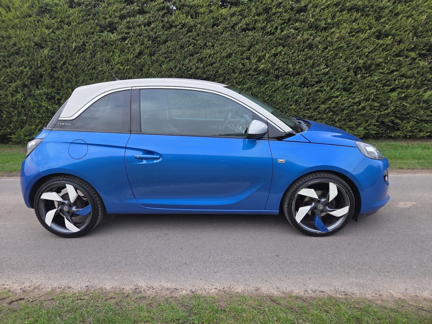 Used Vauxhall ADAM 2015 for sale - 77732362: Photo 5