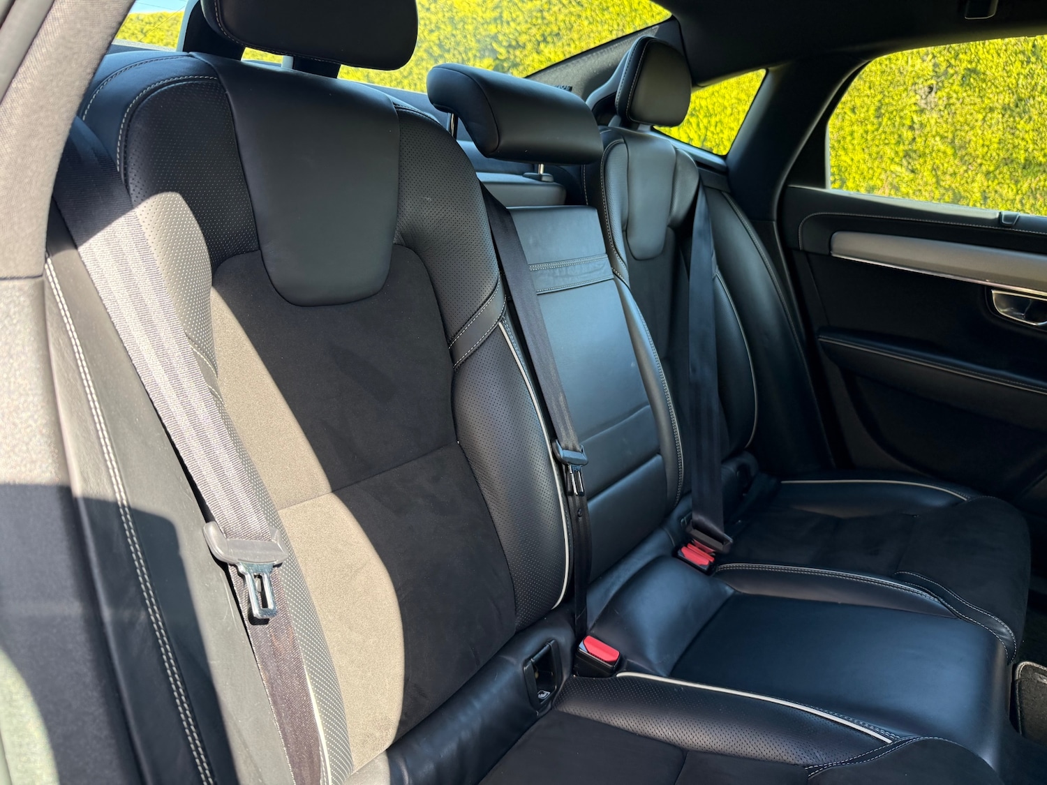 Volvo S90 2.0 D4 R DESIGN 4dr Geartronic