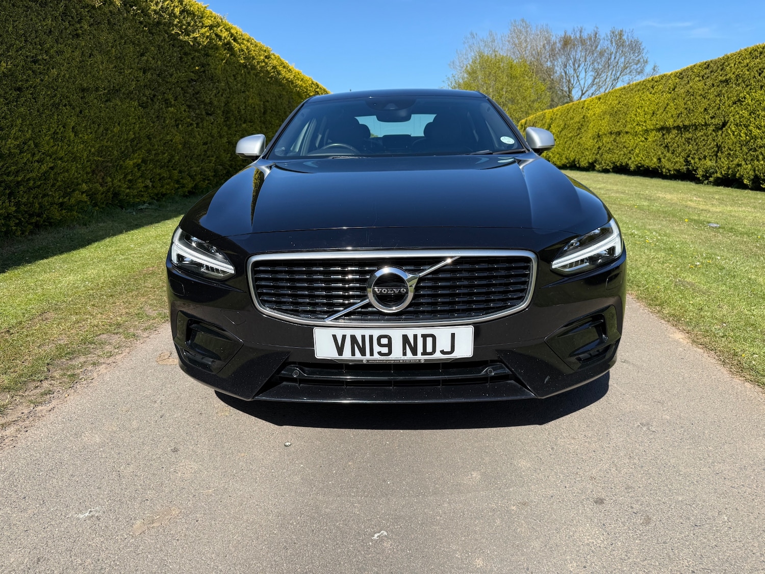 Volvo S90 2.0 D4 R DESIGN 4dr Geartronic