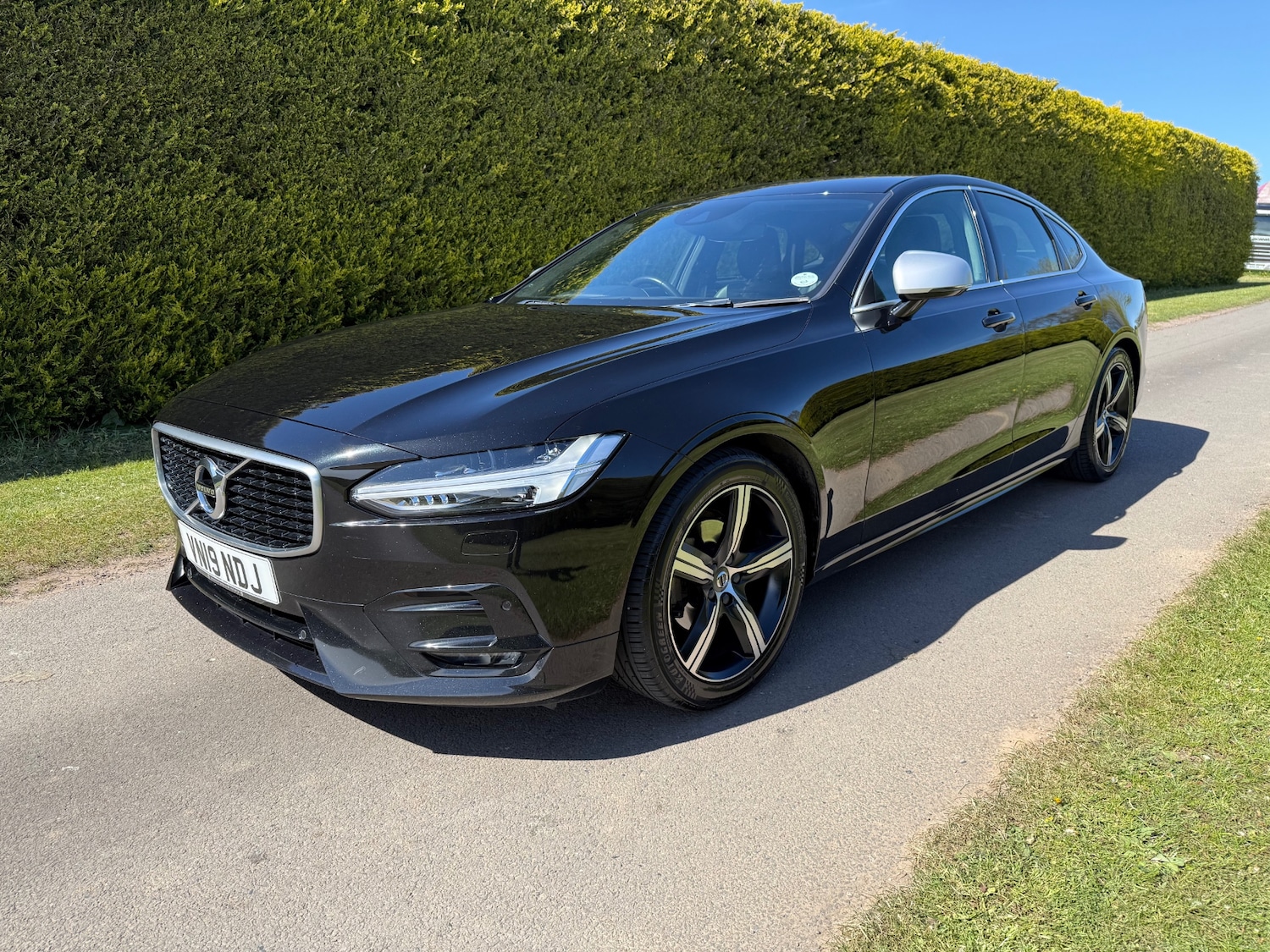 Volvo S90 2.0 D4 R DESIGN 4dr Geartronic