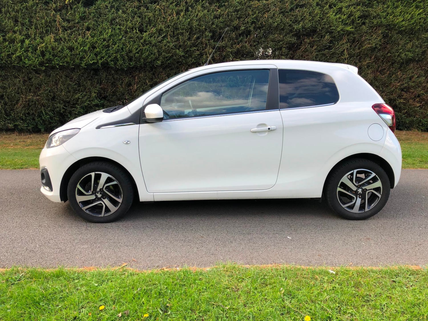 Used Peugeot 108 2015 for sale - 57869194: Photo 5