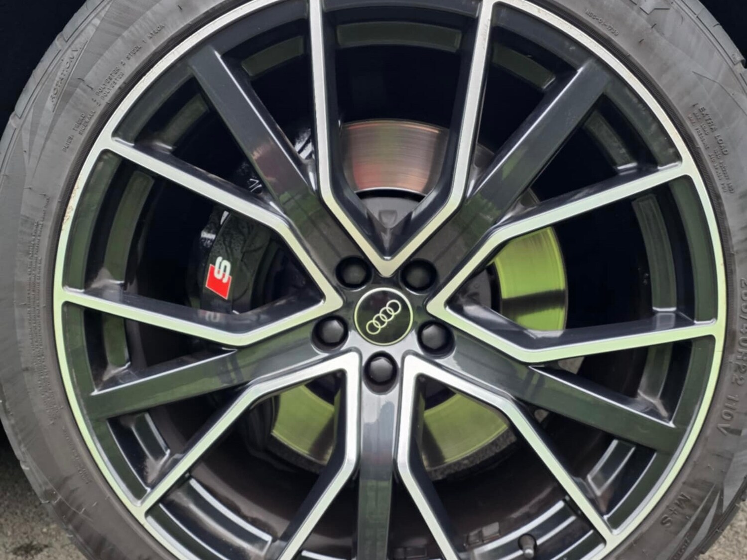 Used Audi Q8 2023 for sale - 76231947: Photo 16