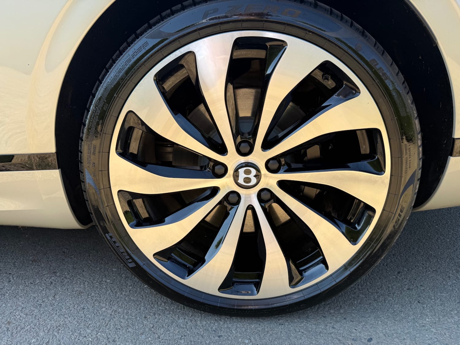 Bentley Continental 4.0 V8 Hybrid Azure 2dr Auto