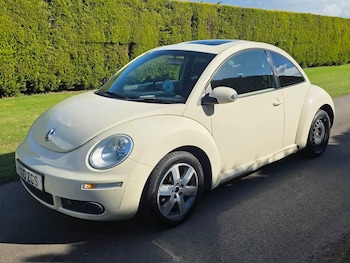 Used Volkswagen Beetle 2010 for sale - 78568796: Photo