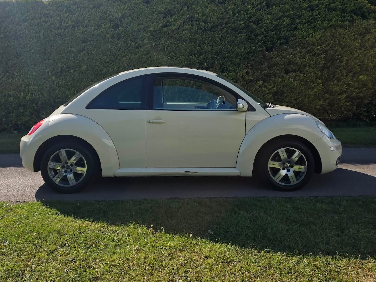 Volkswagen Beetle 1.6 Luna 3dr